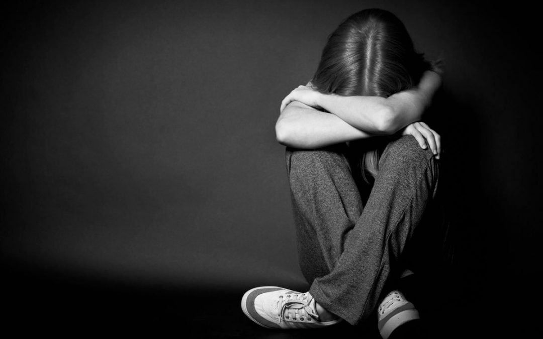 10 Signs Your Teenager is in Trouble